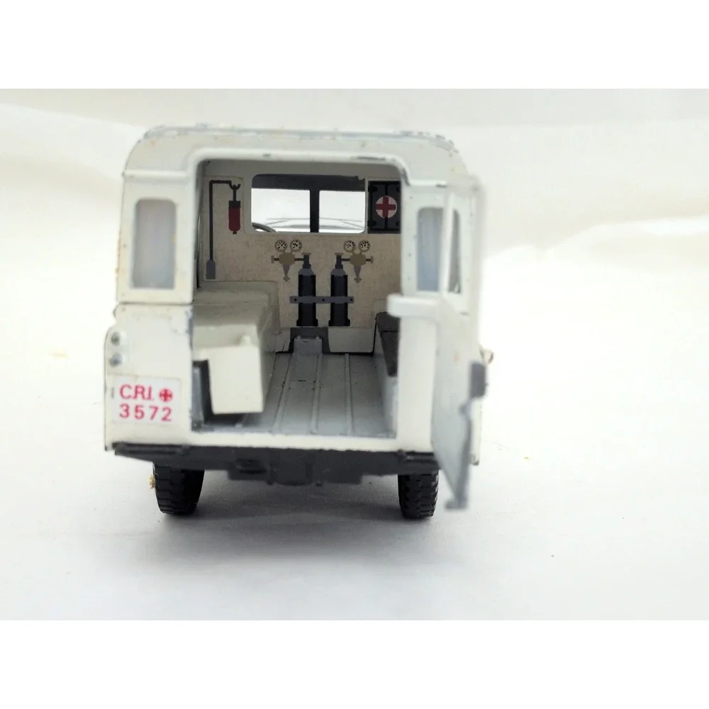 Mebetoys 1/28 Croce Rossa Ambulance Rare Medic Diecast Car Mattel Italy